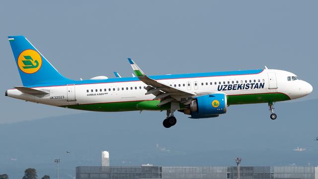 UK32023:Airbus A320:Uzbekistan Airways